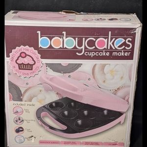 BABYCAKES MINI CUPCAKE MAKER